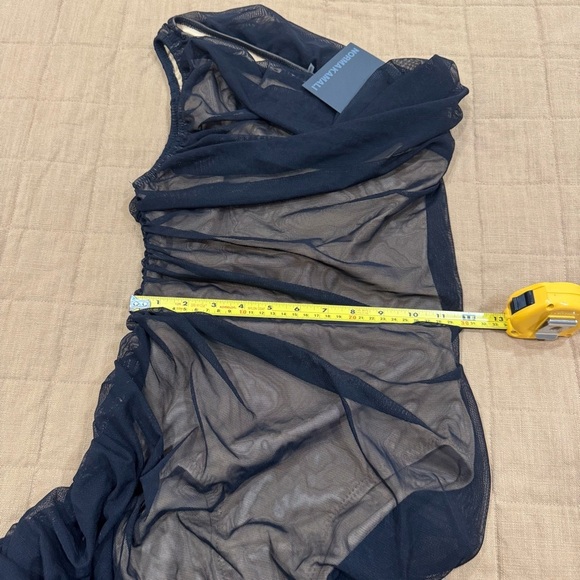 NWT Norma Kamali
Diana One Shoulder Gown Dress Meshe Size XS - Picture 9 of 11